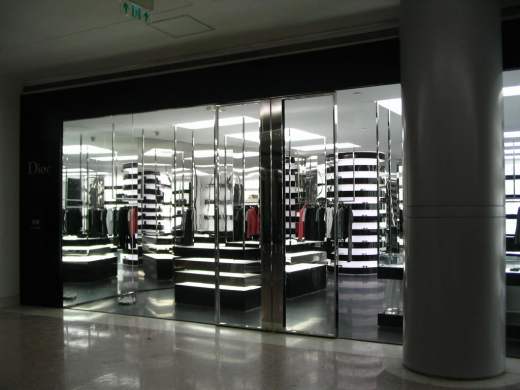男装上海专卖店（施工图及实景）缩略图